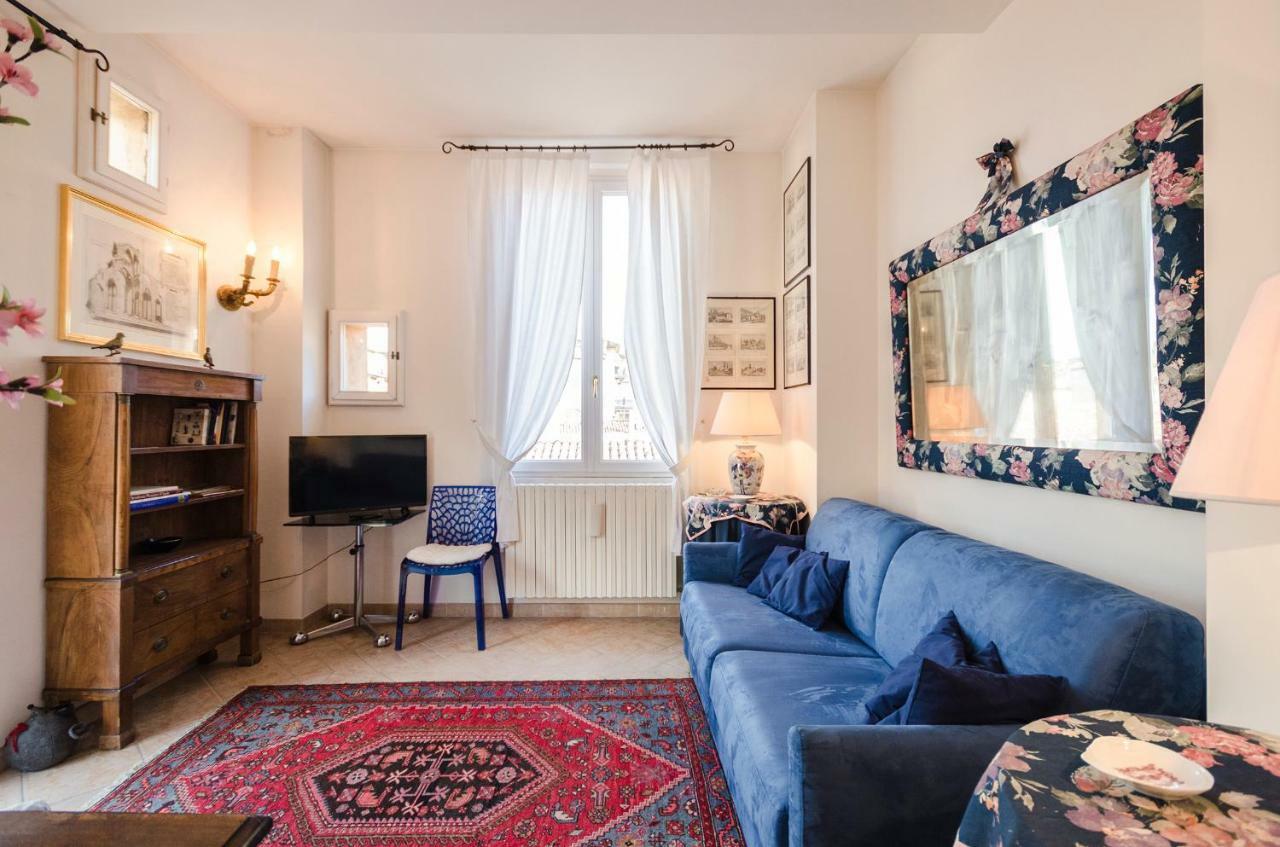 Lupari Apartment, Palazzo Storico Sotto Le Due Torri ボローニャ エクステリア 写真